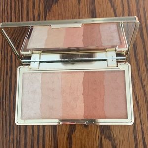 Touch In Sol Makeup Palette